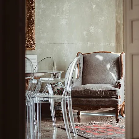 Numerouno Arthouse Apartment